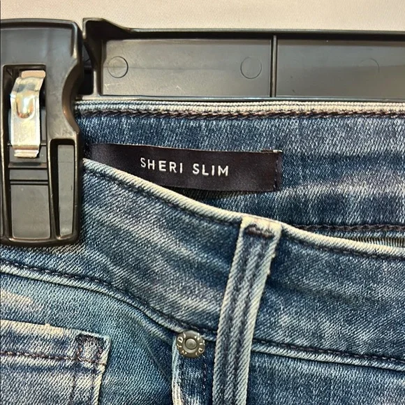 NWT NYDJ Sheri Slim Straight Leg Jeans